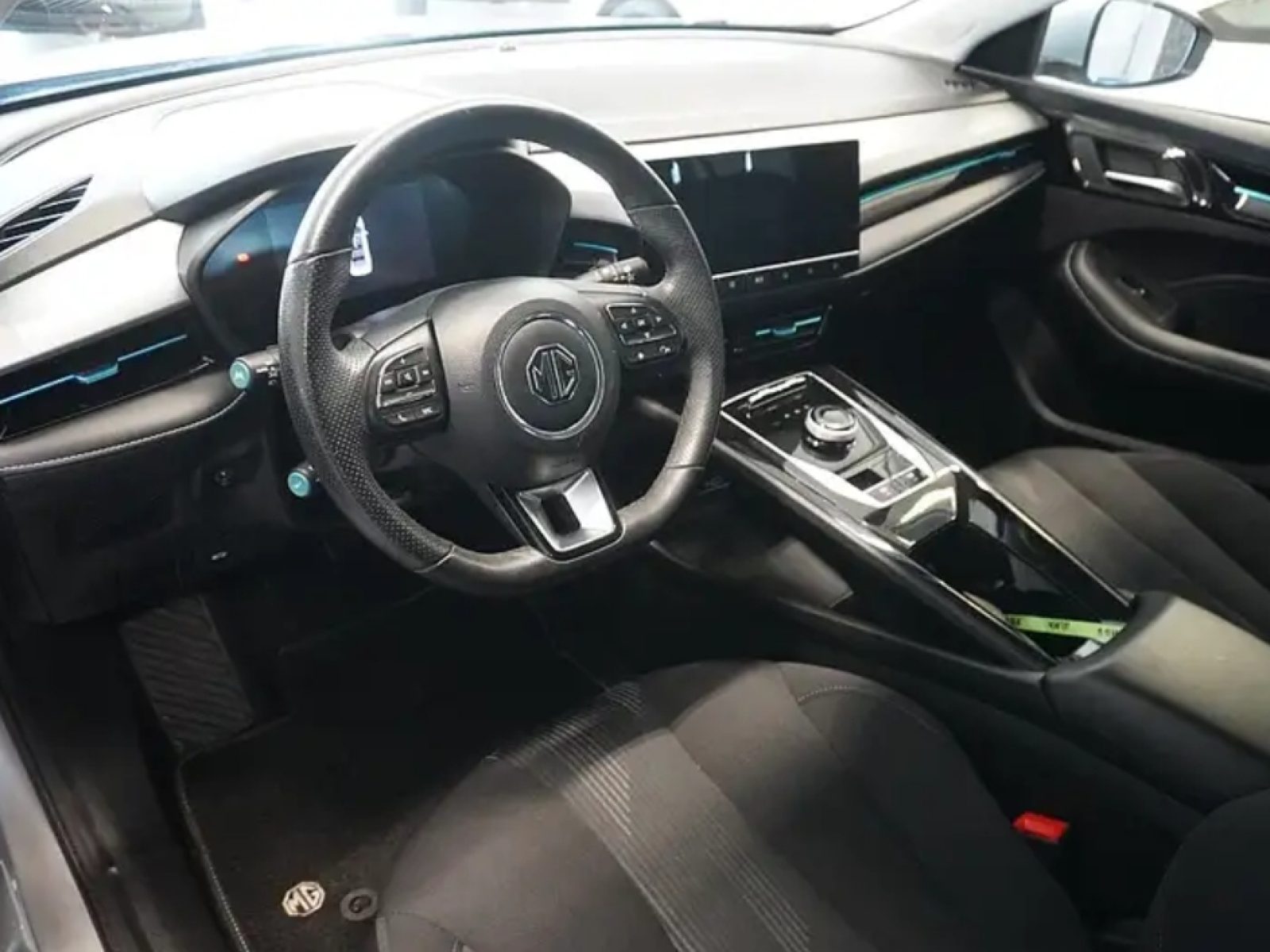 Screenshot_2025-01-26-02-44-37-202_com.autoscout24-edit